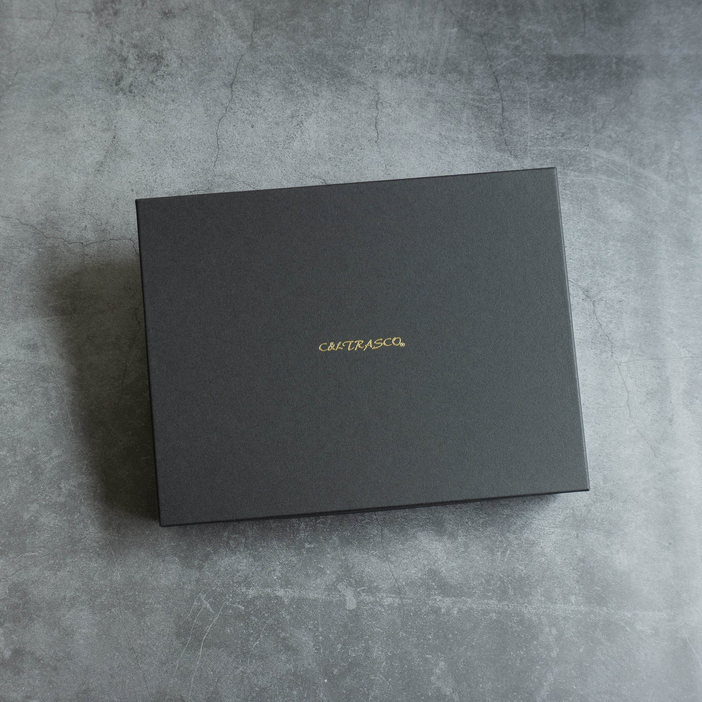 C<RASCO ≪Classico シリーズ≫ ブックカバー 四六判ハードカバーサイズ 本革 イタリアンレザー ブックマーク付き