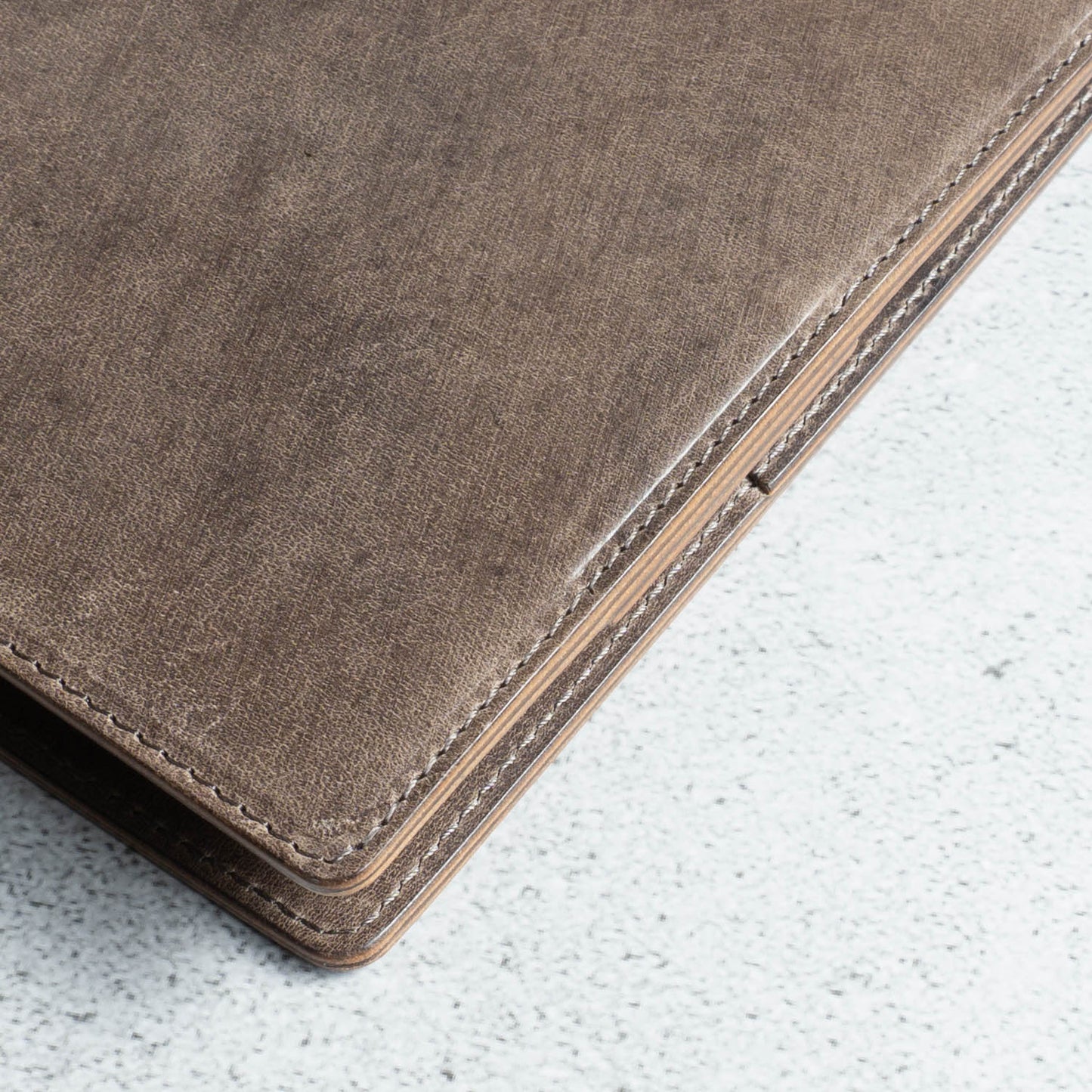 C&L TRASCO ≪Diago series≫ Leather "6 gold round rings binder" A5 size (inner diameter 20mm ring) Genuine leather (Italian leather)