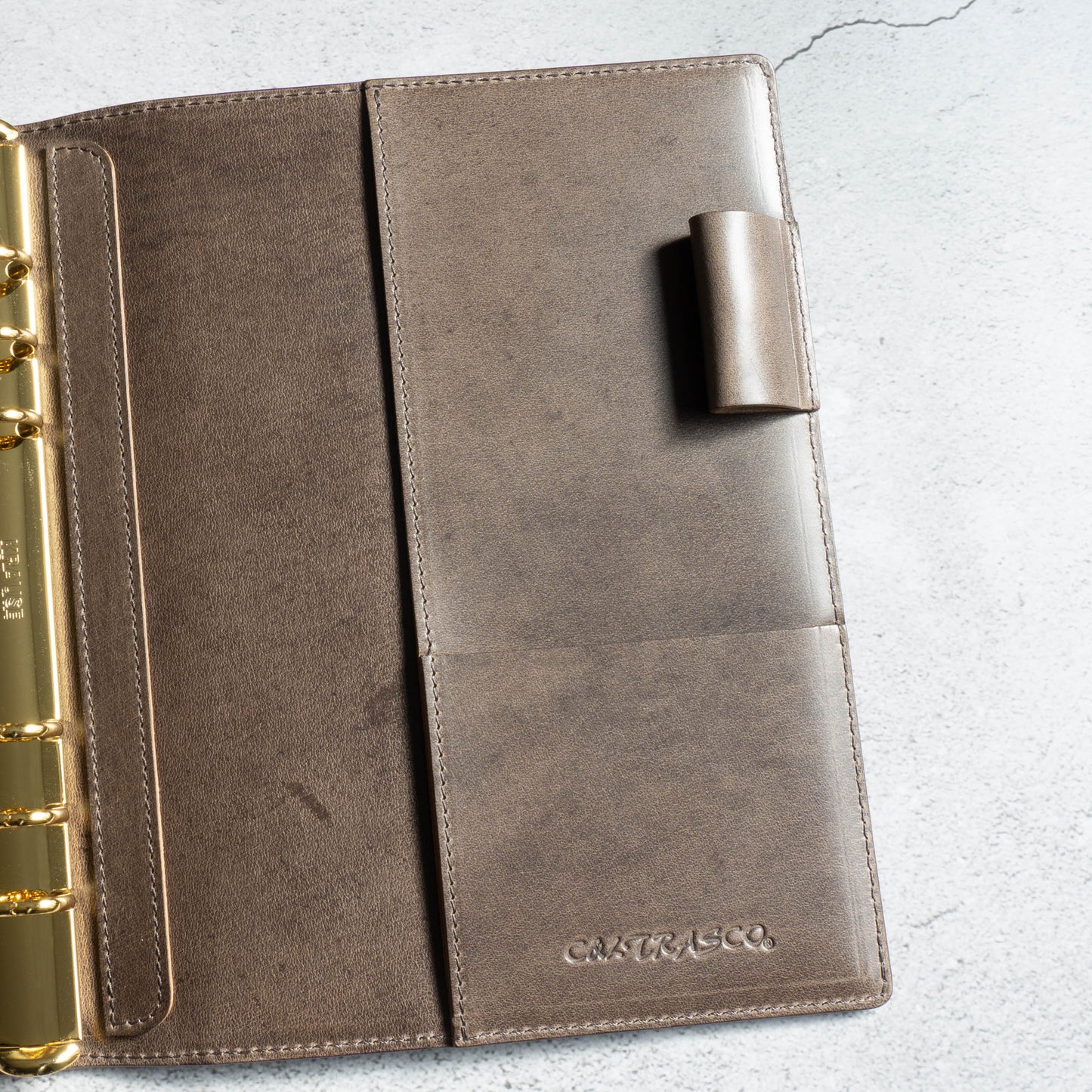 C&L TRASCO ≪Diago series≫ Leather "6 gold round rings binder" A5 size (inner diameter 20mm ring) Genuine leather (Italian leather)