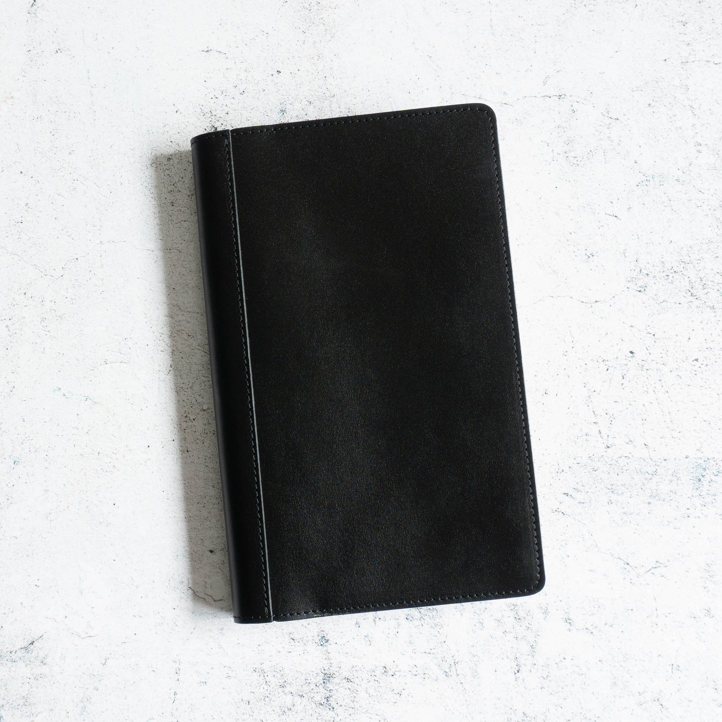 [Japanese Craftsman Made / Classic] Notebook cover "A5 slim size" Tochigi leather (Leather tanned with vegetable tannins)